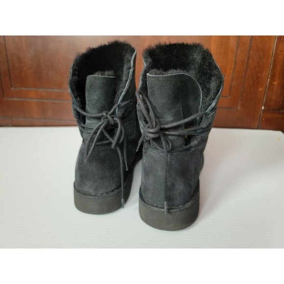 Ugg Naiyah Lace Back Genuine Shearling Boot Black Suede Size 8  #1020144 - Picture 2 of 10